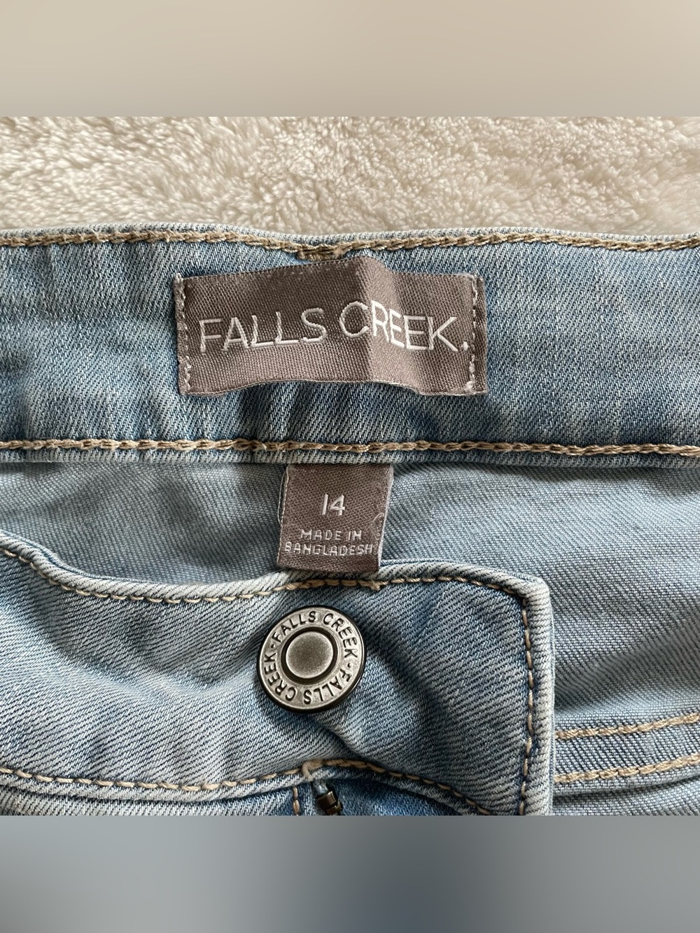 Falls Creek Light Denim Shorts size 14 - Picture 4 of 11